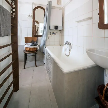 Agria Vintage Apartment Erlau